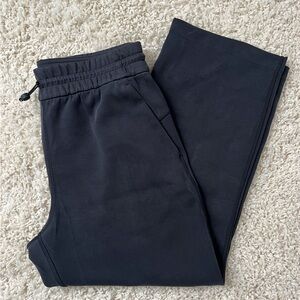 Lululemon crop softstreme pant